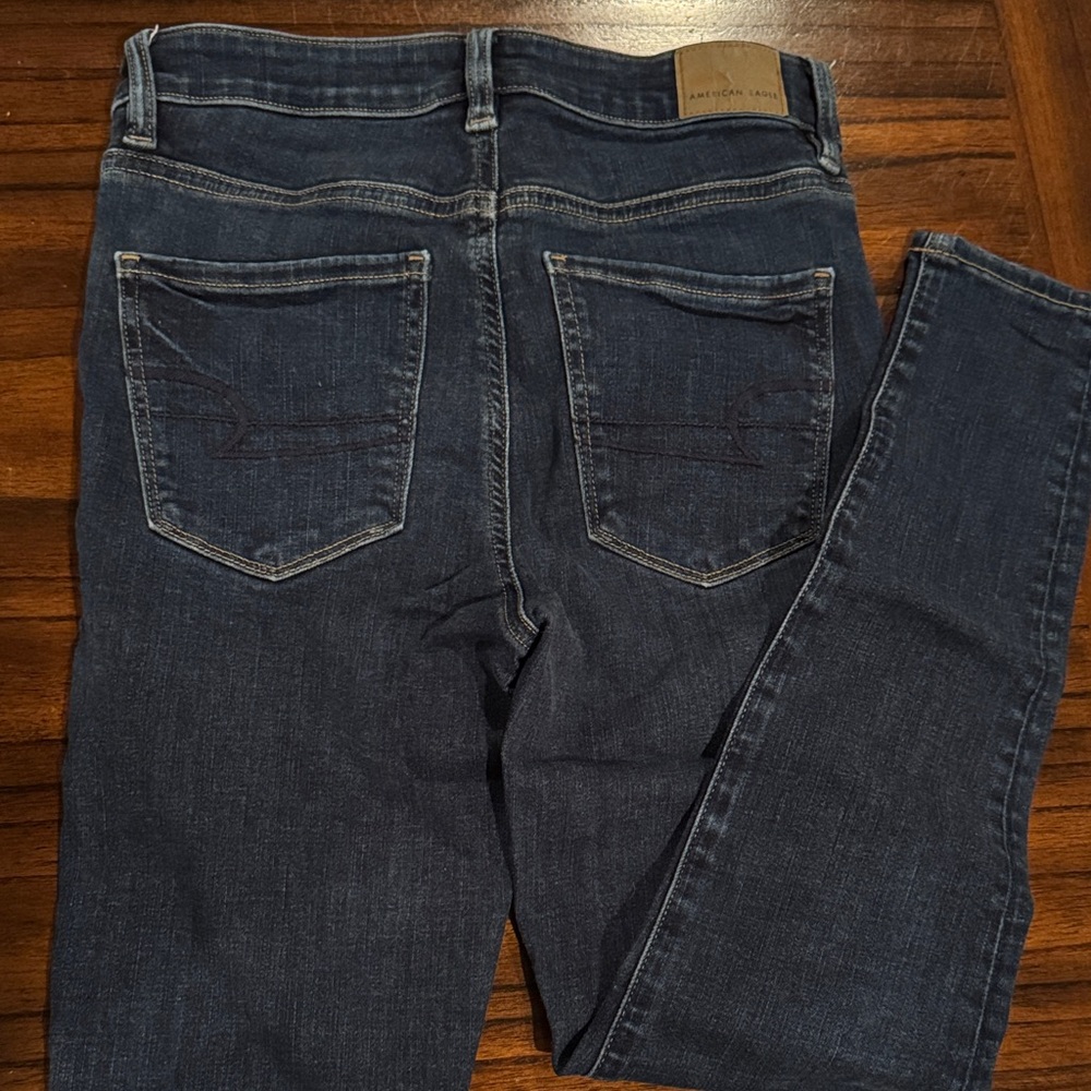American Eagle Outfitters Women's Dark Blue Skinny Jeans - Picture 3 of 4